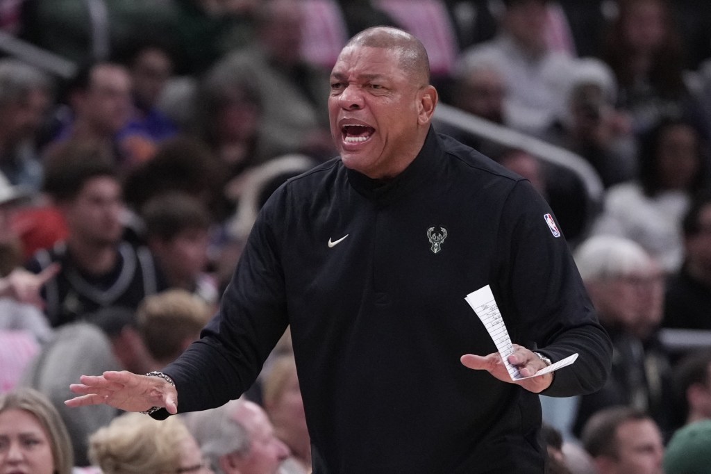 Doc Rivers denies Giannis-Knicks offseason drama: