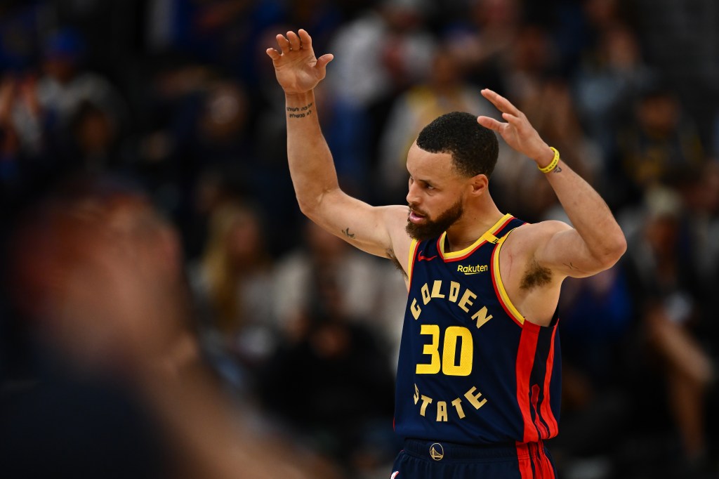 Steph Curry, Warriors begin trek through Western Conference elite