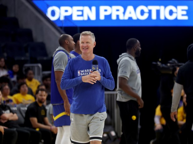 Golden State Warriors head coach Steve Kerr runs drills during their open practice at the Chase Center in San Francisco, Calif., on Thursday, Oct. 9, 2025. (Jane Tyska/Bay Area News Group)
