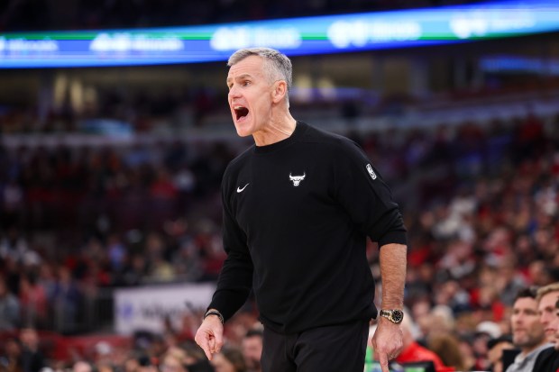Chicago Bulls head coach Billy Donovan yells near the bench during the fourth quarter of the home opener against the Detroit Pistons at the United Center Wednesday Oct. 22, 2025 in Chicago. (Armando L. Sanchez/Chicago Tribune)