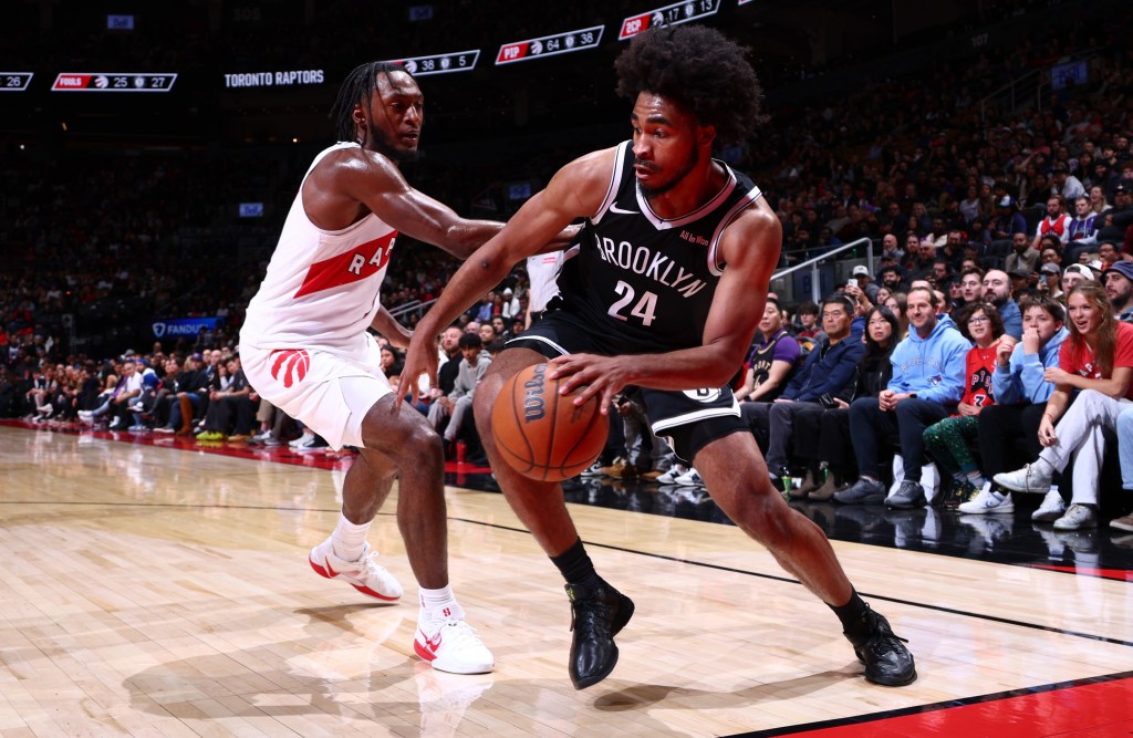 Cam Thomas drives to the basket during the Nets' preseason loss to the Raptors on Oct. 17, 2025.