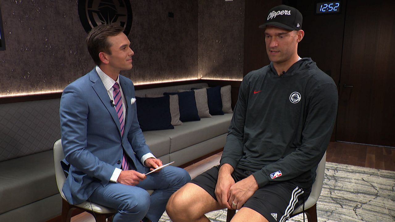 Clippers add veteran leadership with Brook Lopez, Chris Paul