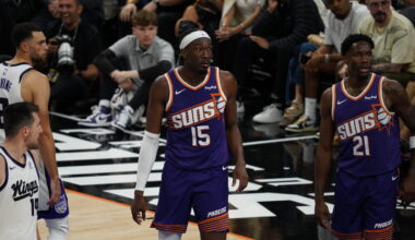 Phoenix Suns center Mark Williams...