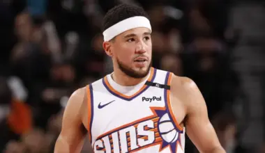 NBA analyst predicts Suns would select 6-foot-8 point guard in 2025 re-draft image