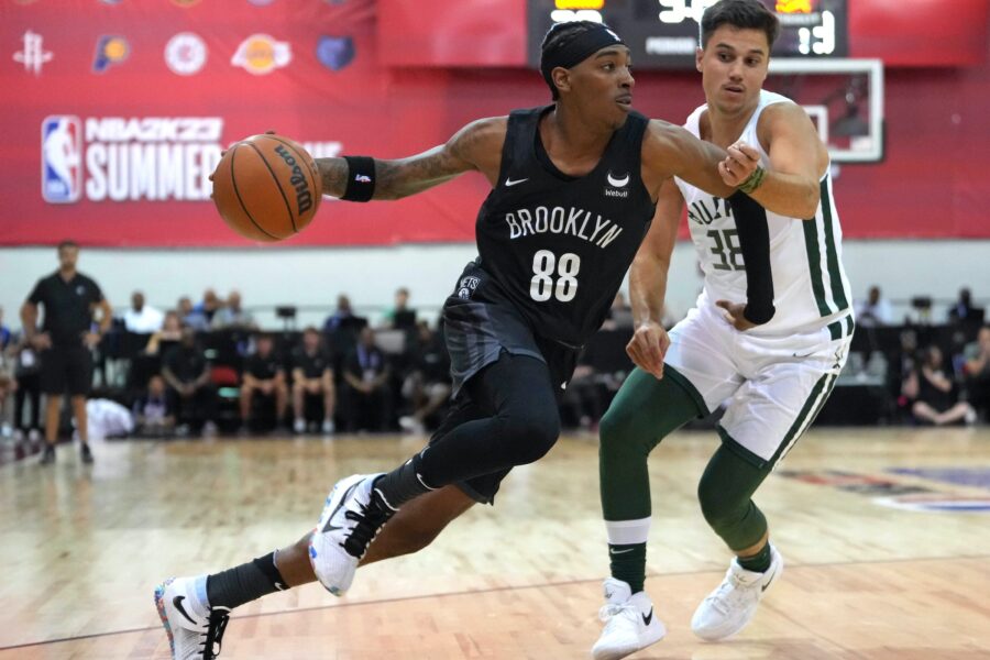 Knicks To Add Donovan Williams On Camp Deal