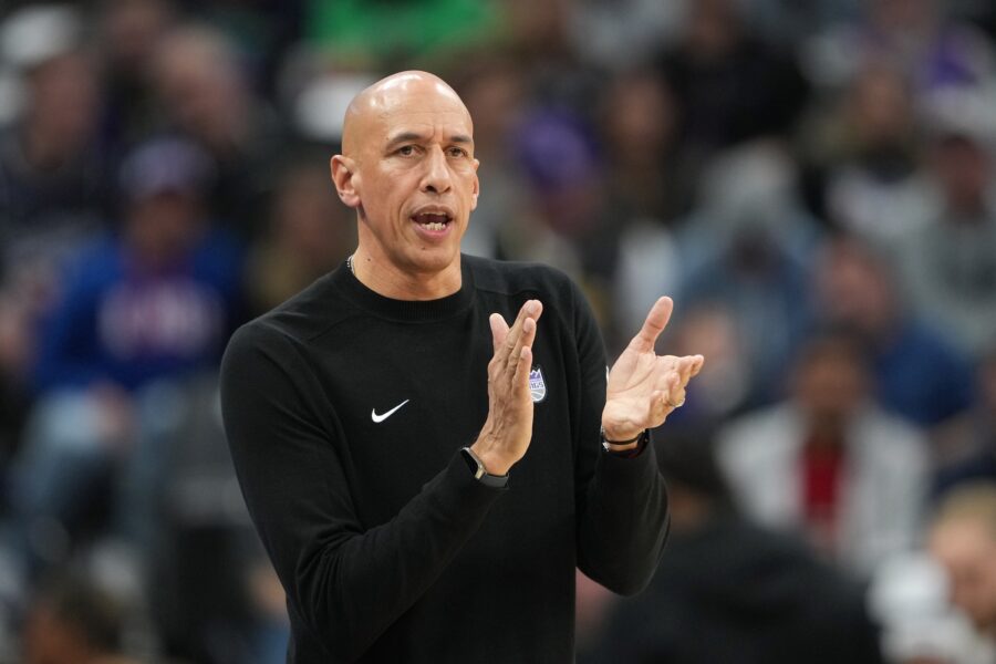 Pacific Notes: Kings, Butler, Warriors, Clippers, K. Brown