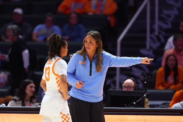Everything Lady Vols Basketball Coach Kim Caldwell Said After 100-Point Exhibition Win