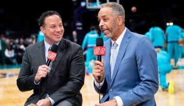 Hornets voice delivers classic calls during Panthers vs. Dolphins
