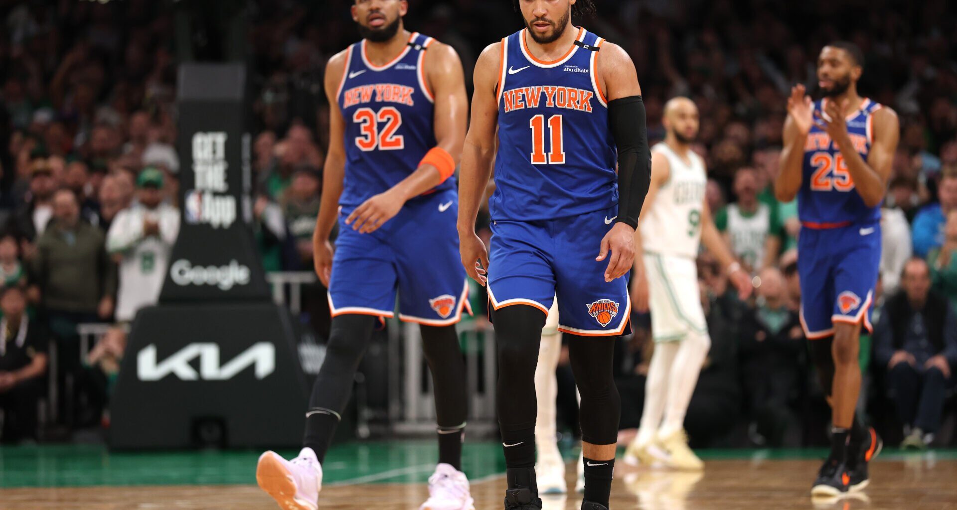 New York Knicks make player 'untouchable' in trade negotiations for Giannis Antetokounmpo