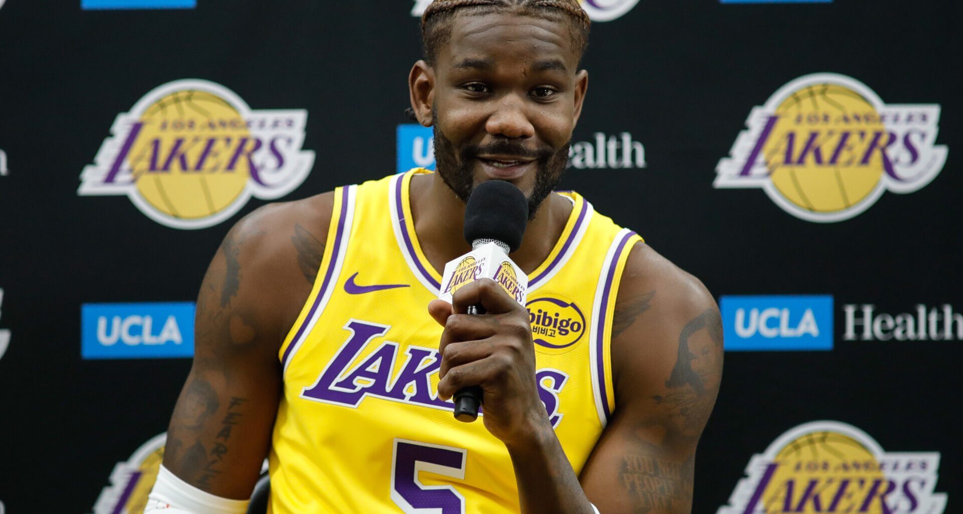 Deandre Ayton's comments on LA Lakers preparations sound like a dig at the Portland Trail Blazers
