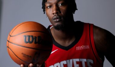 LA Lakers fans are all making the same Rob Pelinka point after Dorian Finney-Smith injury impact for Rockets revealed