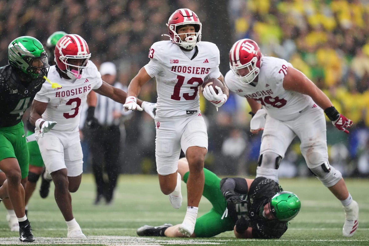 Elijah Sarratt’s NFL Draft potential, Ty Simpson shines again, more Week 7 reactions