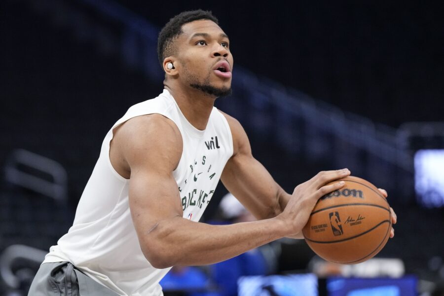 Bucks' Antetokounmpo, Rivers Address Giannis Trade Rumors