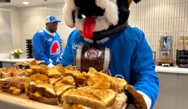 Ball Arena ups food game for 2025-26 Nuggets, Avalanche seasons