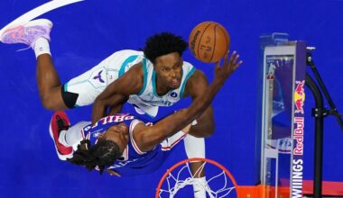 Quentin Grimes’ clutch 3-pointer lifts 76ers to 125-121 win over Hornets in home opener