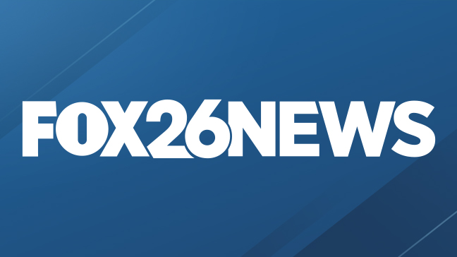 Fresno State fans watch, meet new-look basketball teams at "Matinee Madness"