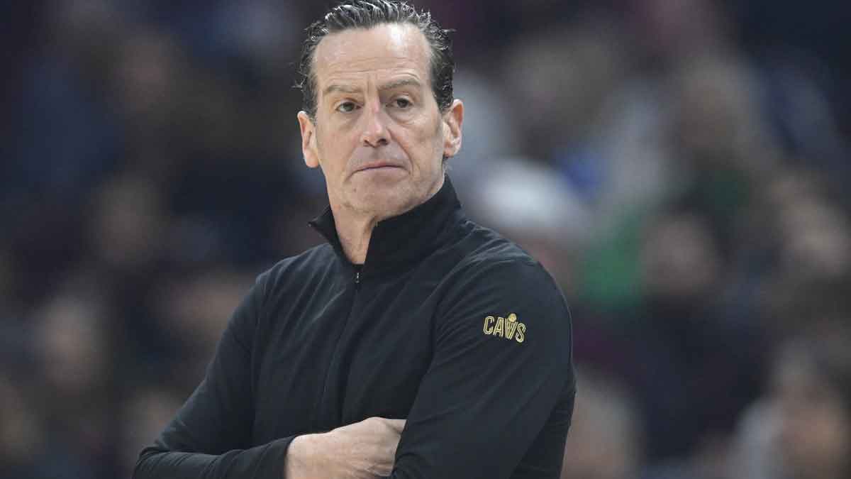 Cleveland Cavaliers head coach Kenny Atkinson stands on the court in the first quarter against the Indiana Pacers at Rocket Arena.
