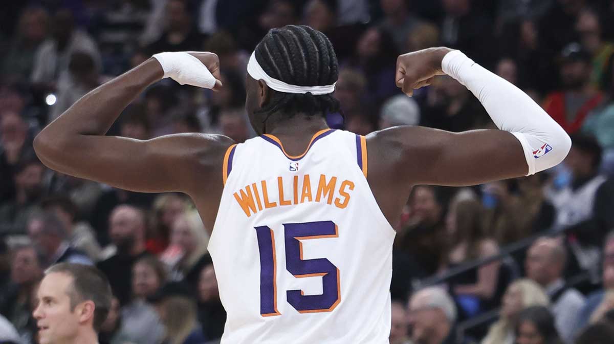 Phoenix Suns center Mark Williams (15) reacts to a play against the Utah Jazz during the second half at Delta Center.