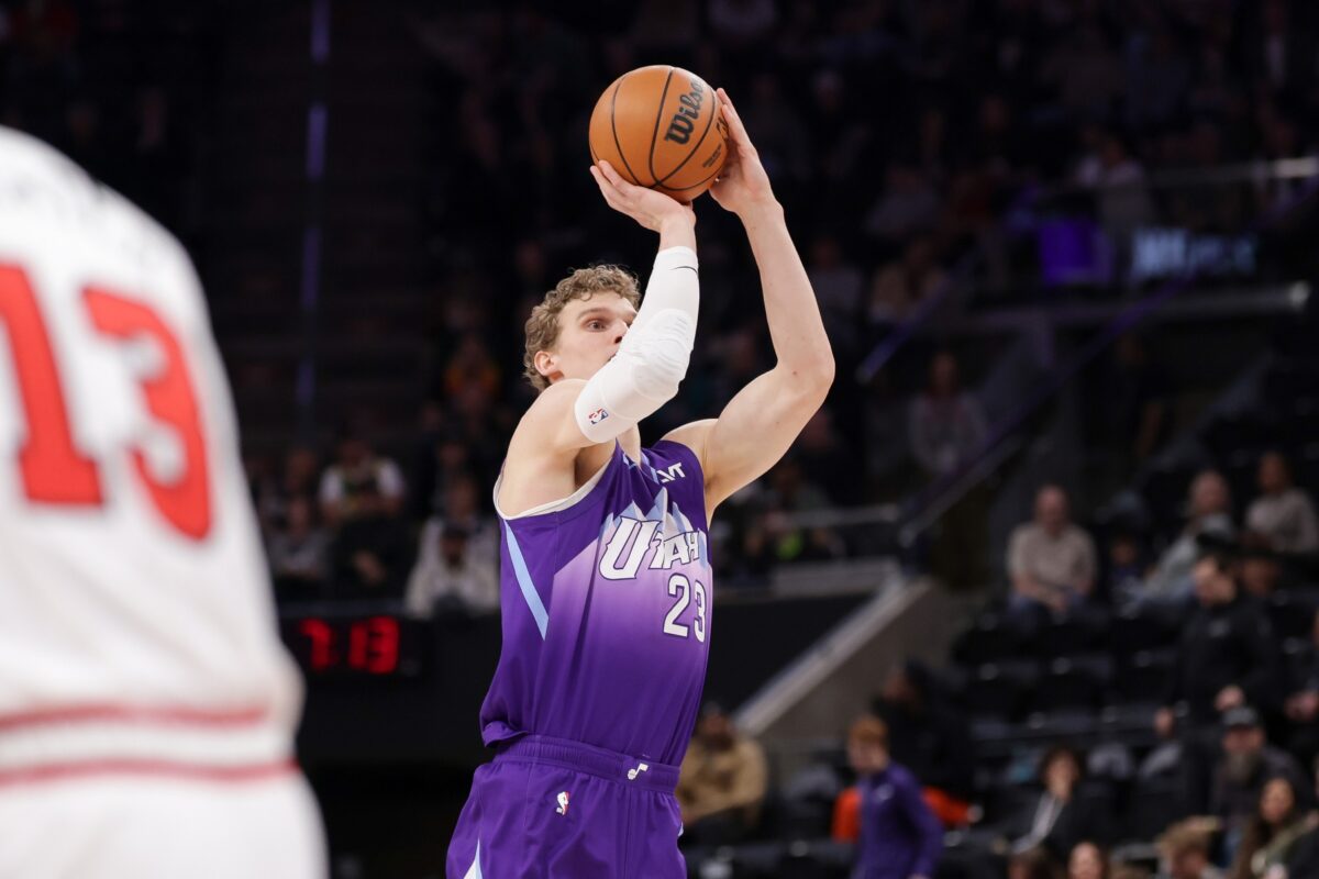 Utah Jazz forward Lauri Markkanen (23) shoots the ball during the first quarter against the Chicago Bulls at Delta Center.