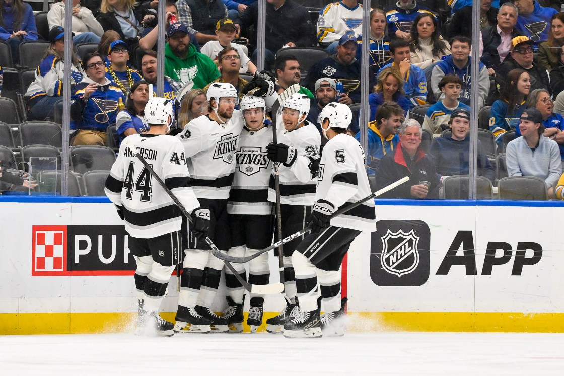 NHL: Los Angeles Kings at St. Louis Blues