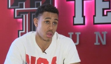 Mavericks sign Zhaire Smith, expected to play for Texas Legends