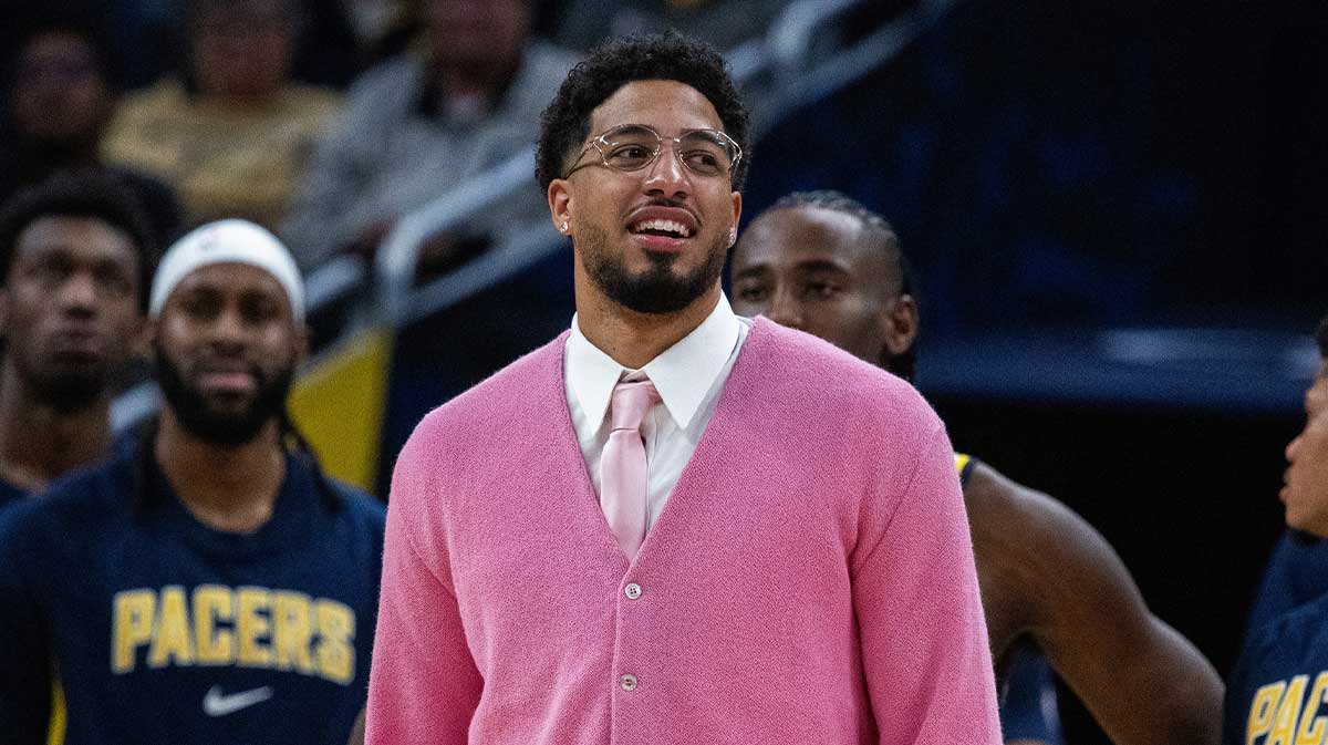 Pacers guard Tyrese Haliburton smiles