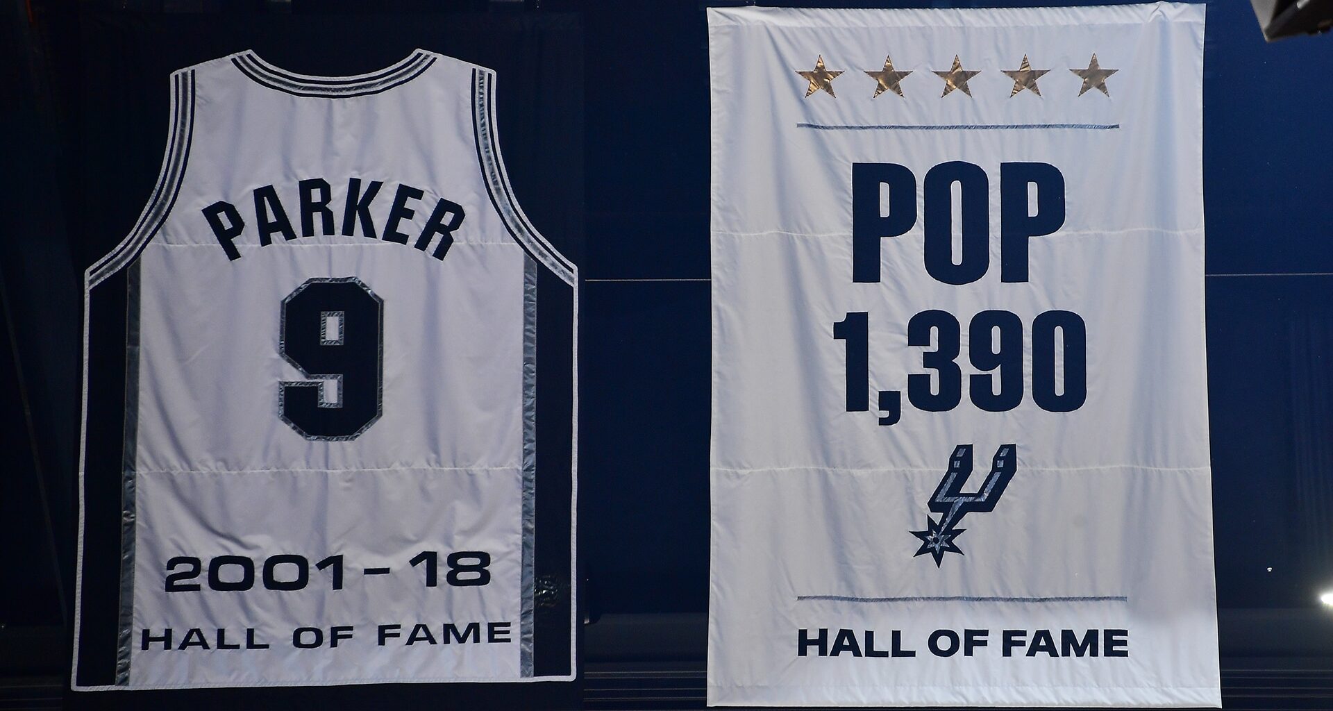 Spurs promote Mitch Johnson to coach, takes over for Gregg Popovich