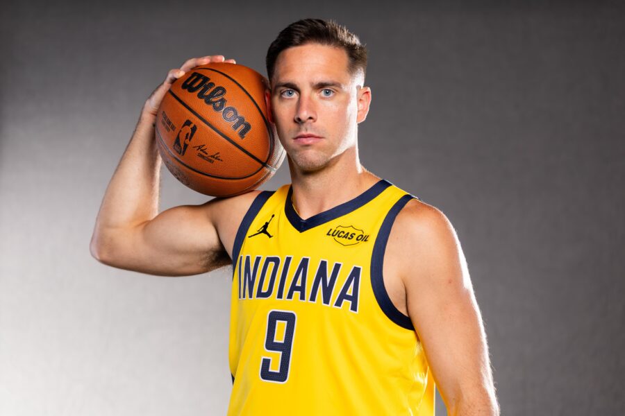 T.J. McConnell Out At Least One Month With Hamstring Strain