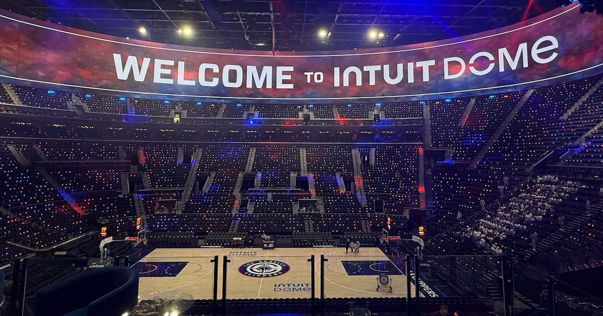 LA Clippers change the game for fans – Annenberg Media