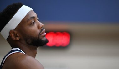 Bench unit takes shape around Jonas Valanciunas