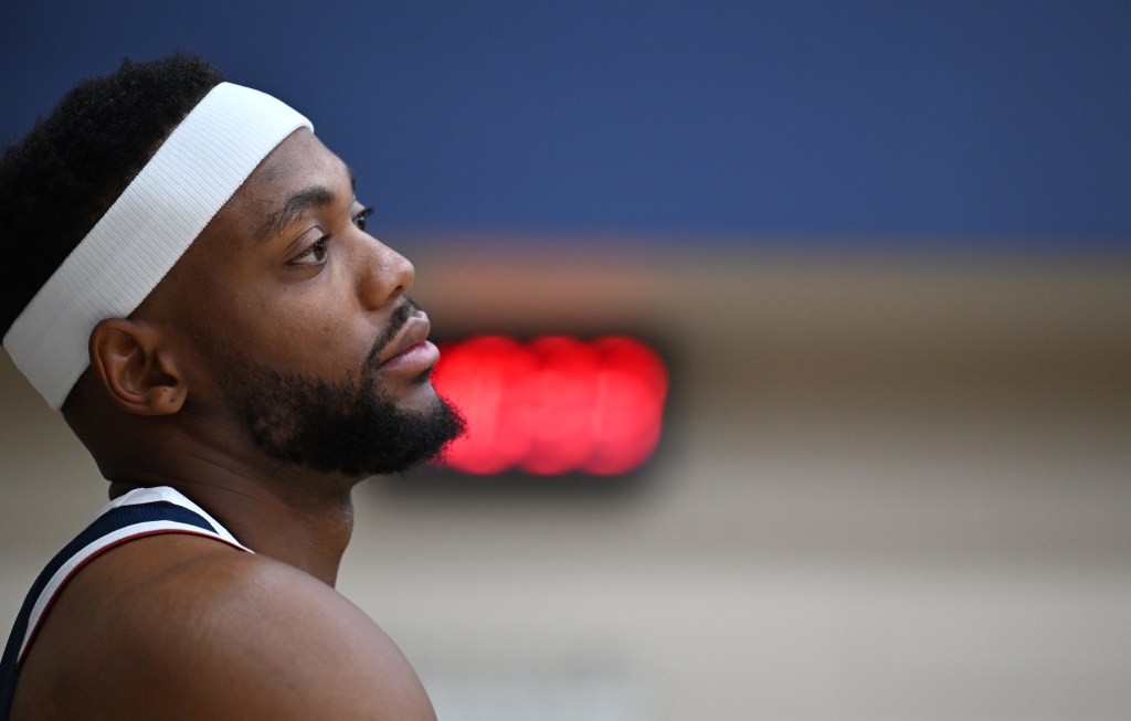 Bench unit takes shape around Jonas Valanciunas