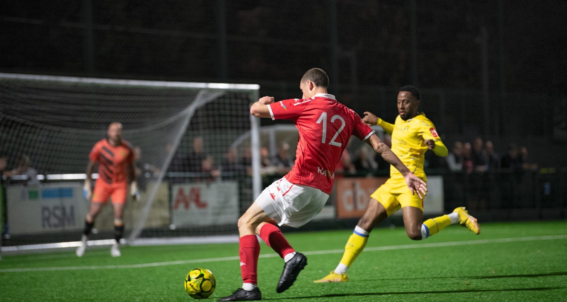 Bulls enter the top half of the Isthmian South East Division after Sittingbourne draw