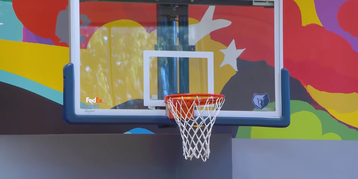 Grizzlies unveil Dream Court at Boys & Girls Club