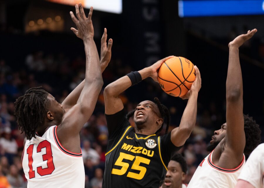 Jazz Add Bradshaw, East To Camp Roster