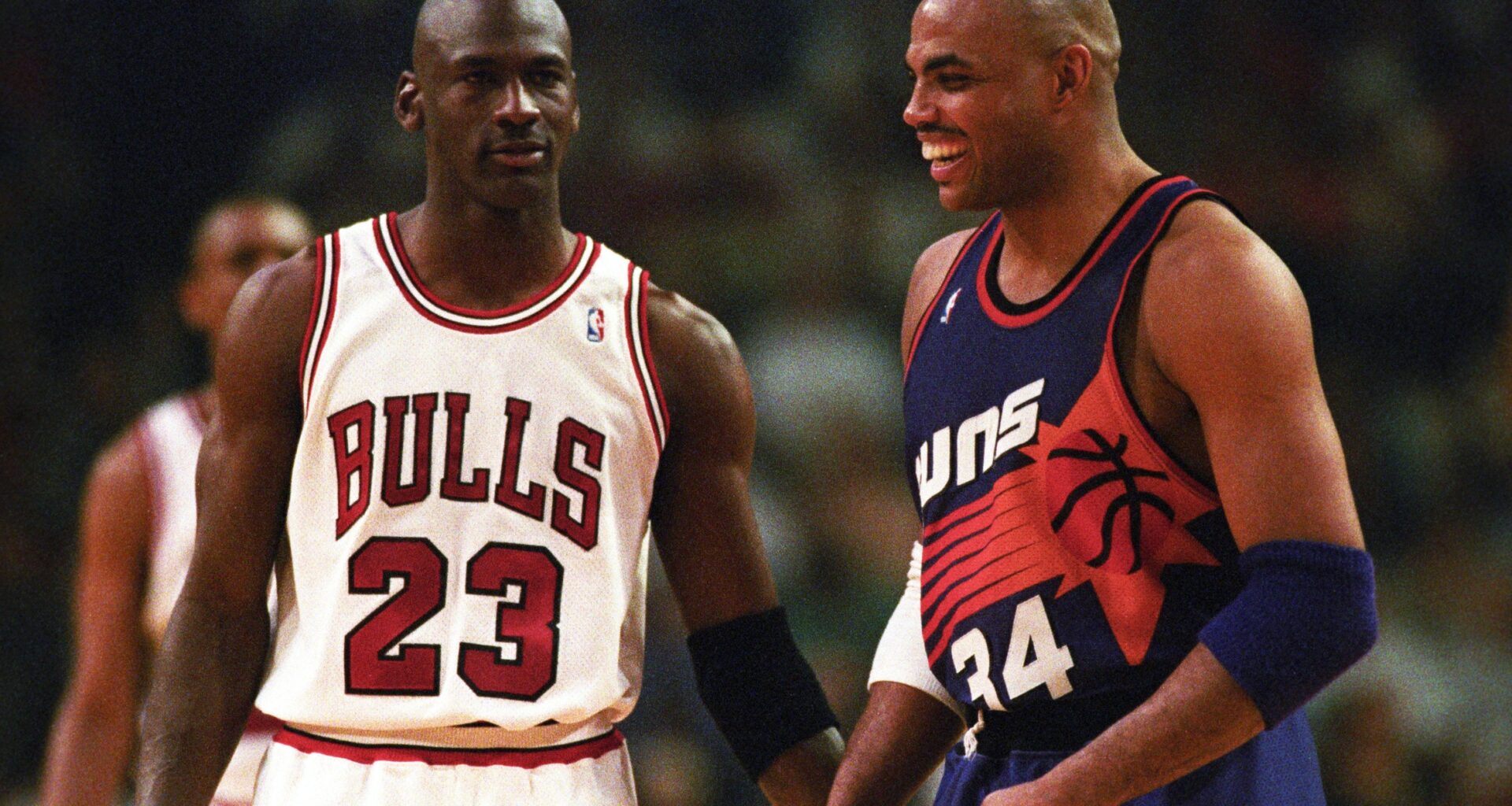 Bulls guard Michael Jordan and Suns forward Charles Barkley face off in the 1993 NBA Finals.