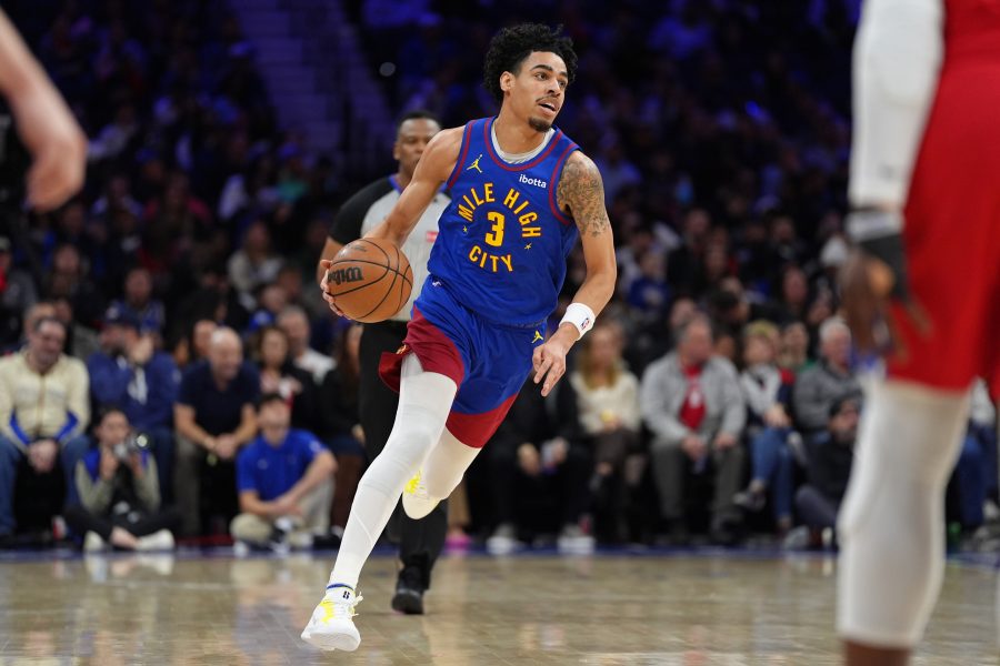 Nuggets Exercising Options On Strawther, Holmes