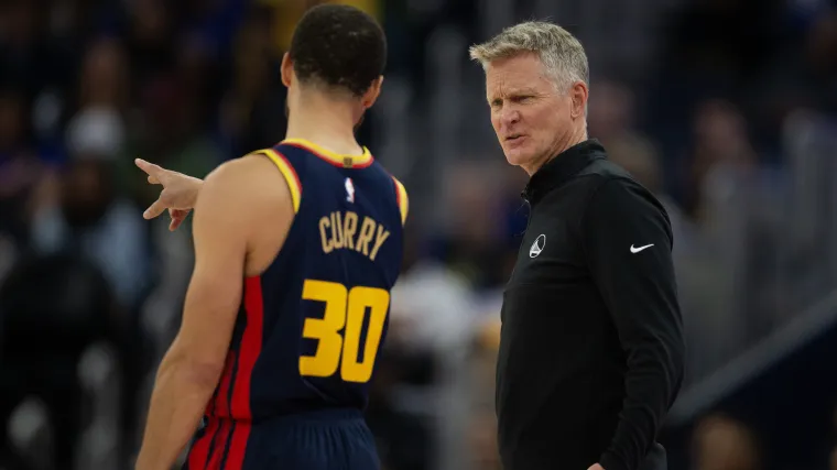 Warriors' Steve Kerr talks defensive woes, fatigue after loss vs. Giannis-less Bucks image