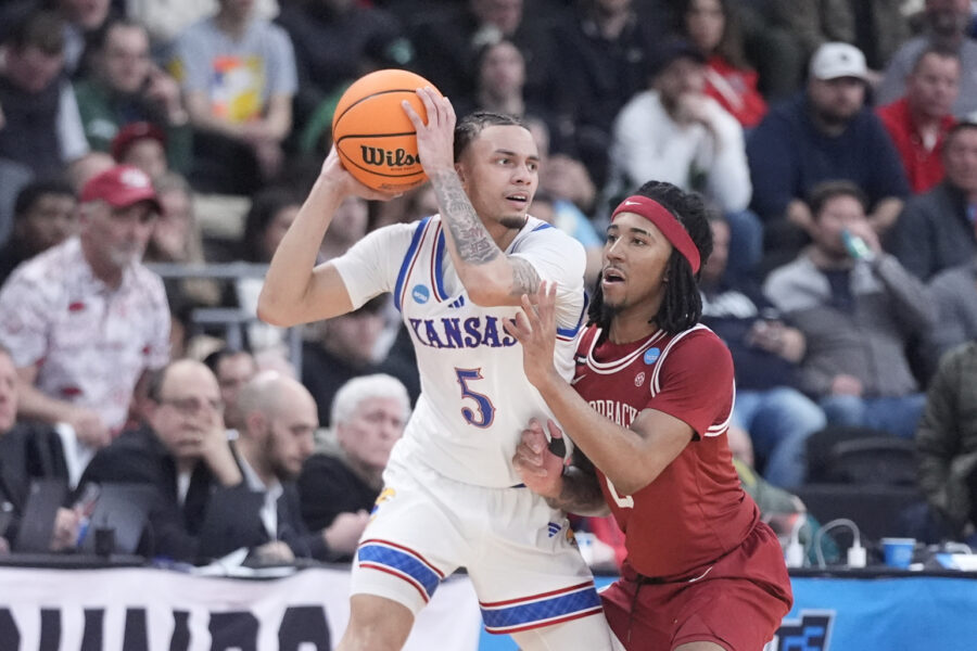 Cavs Sign Zeke Mayo To Camp Contract