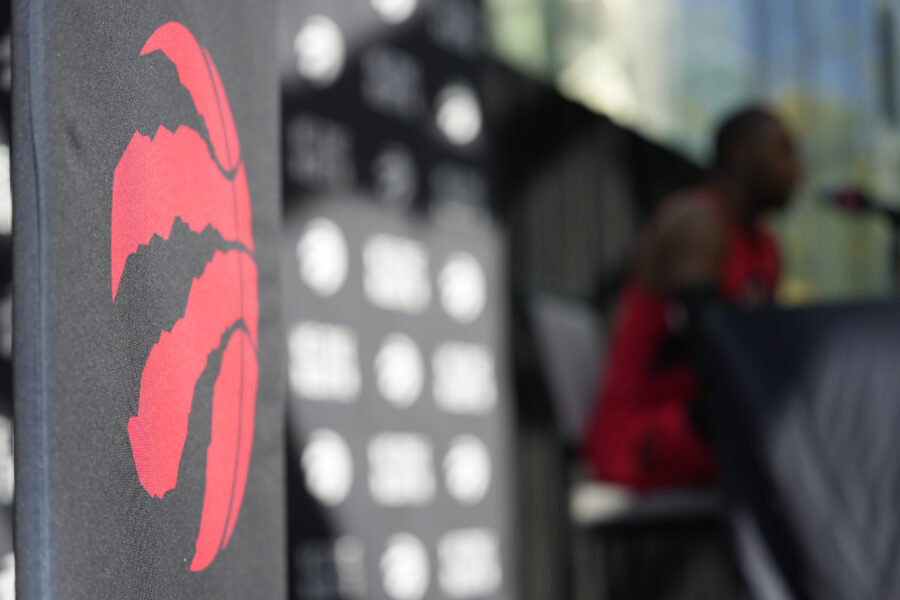 Knicks, Raptors Agree To Dismiss Lawsuit