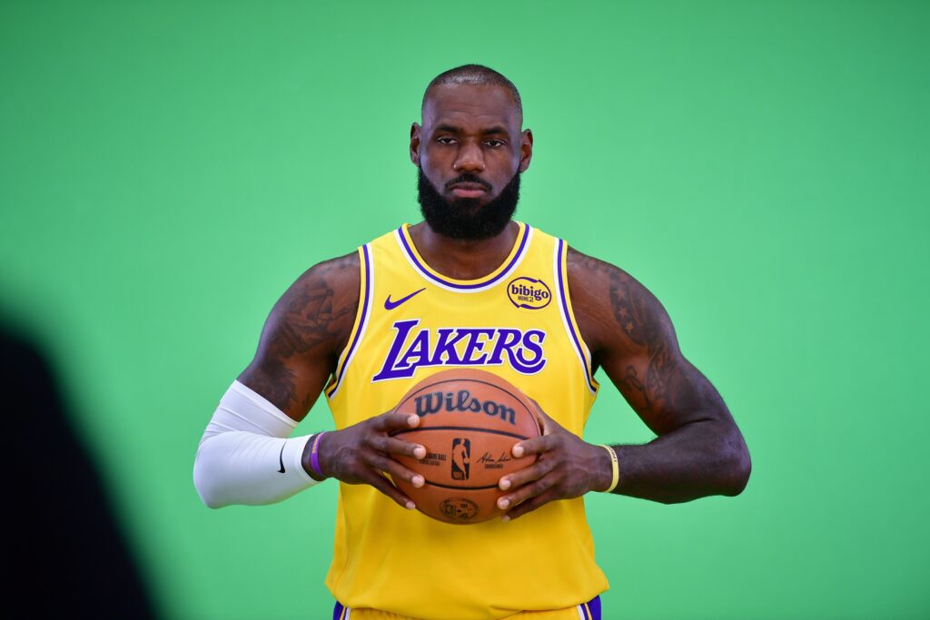Lakers Need To Miss The Playoffs So LeBron James Gets A Farewell Tour He Deserves, Says Ex-NBA Champion