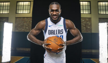 Mavs Convert Moussa Cisse To Two-Way Deal