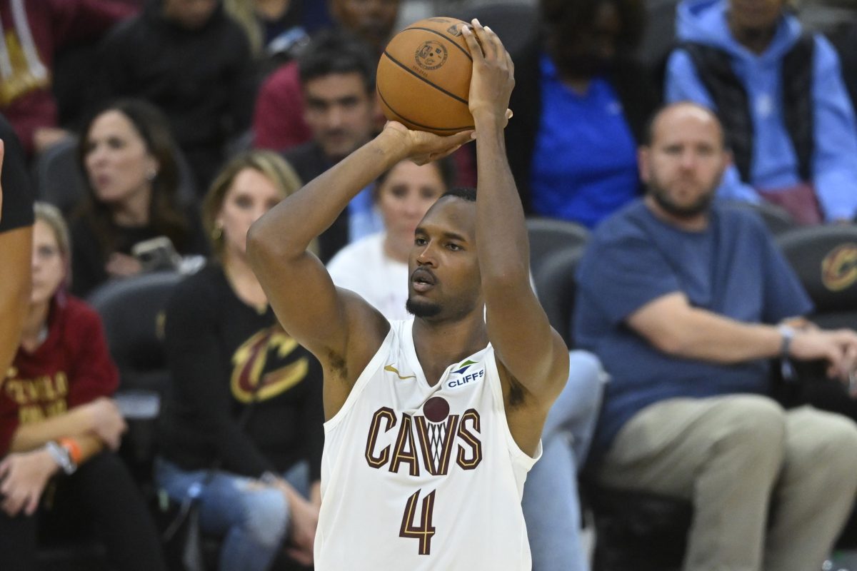 Former NBA exec ranks Evan Mobley as No. 7 player in NBA this season
