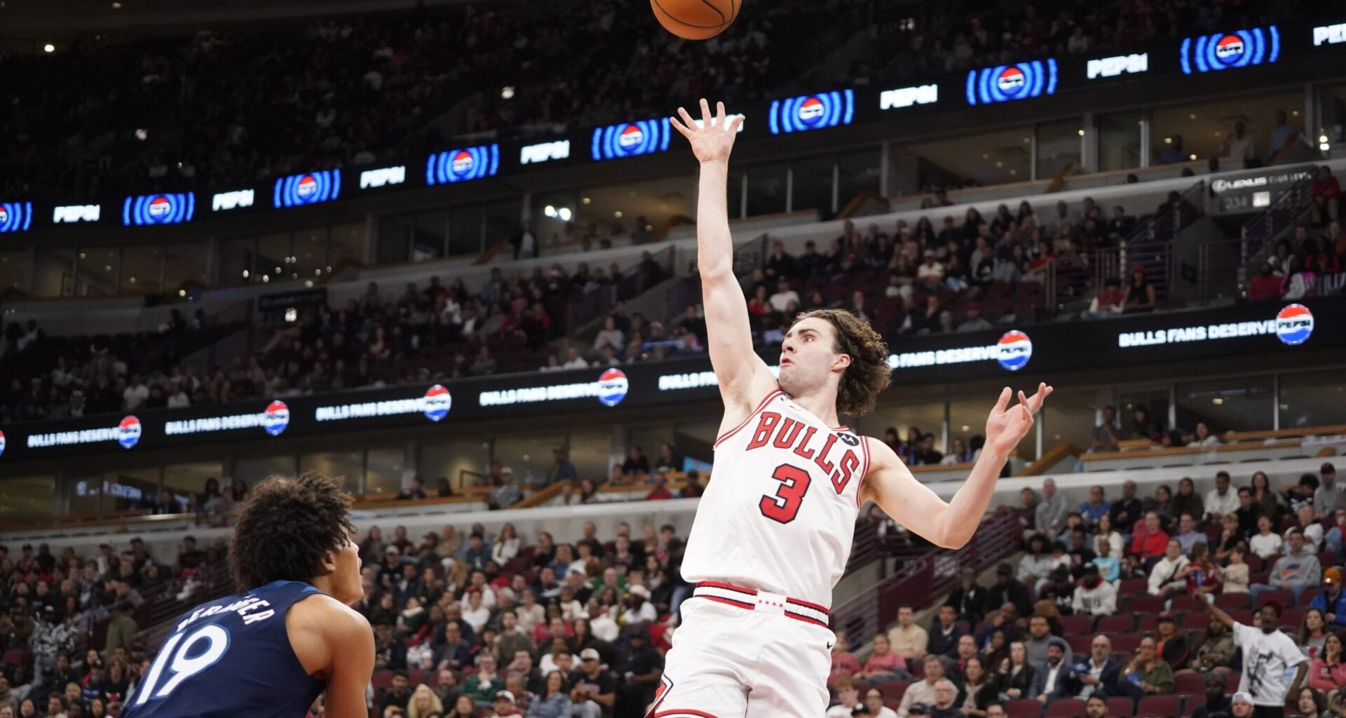 Bulls Finalize 18-Man Roster With Addition Of Former Clipper