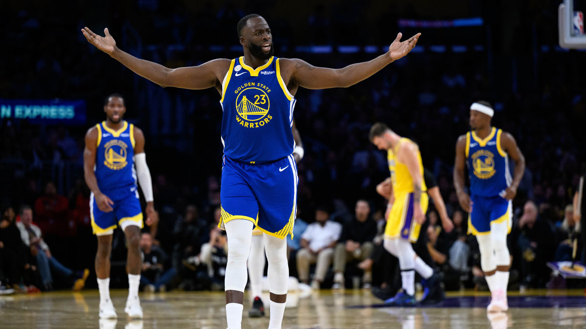 Golden State Warriors forward Draymond Green (23) reacts during the first half against the Los Angeles Lakers at Crypto.com Arena.