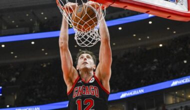 Bulls' Zach Collins Undergoes Wrist Surgery, Out At Least One Month