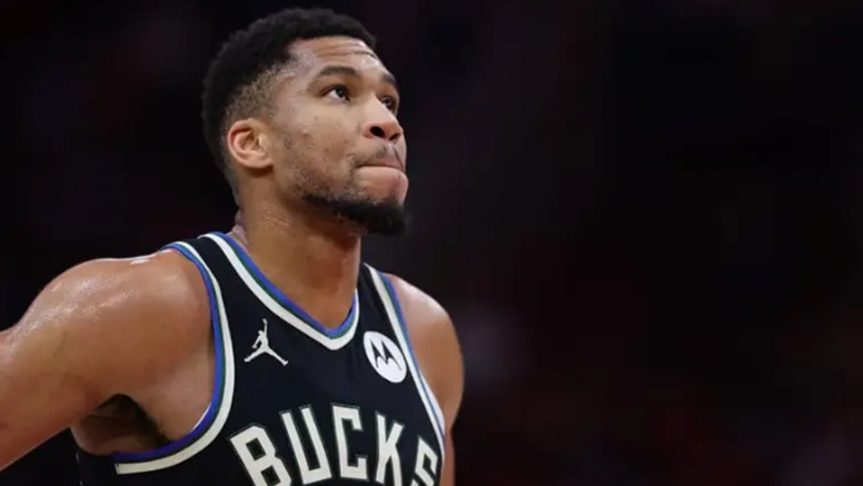 Tip-Ins: Delfino retires, Thunder top PG rankings, Giannis questions linger