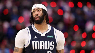 “Forever love our big AD” – Los Angeles Lakers fans are over the moon after Anthony Davis’ heartfelt gesture  for a Purple and Gold supporter