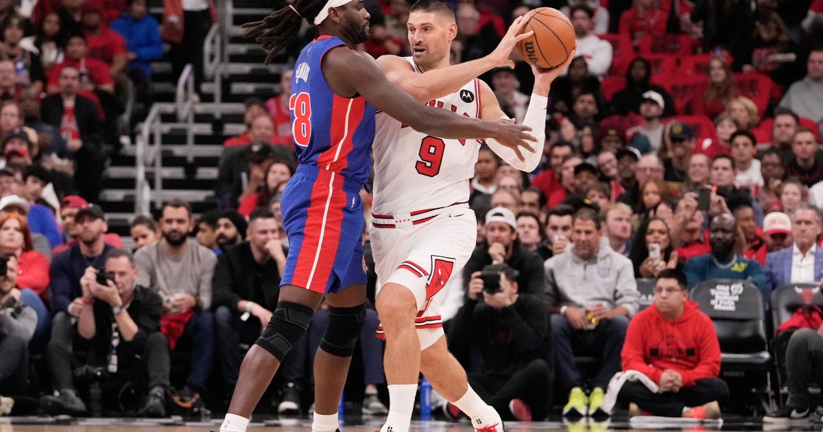 Bulls beat Pistons 115-111 after blowing big lead
