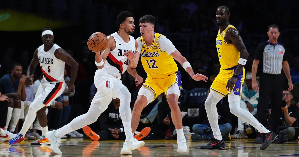 Trail Blazers beat Lakers 122-108 despite Reaves' 41 points