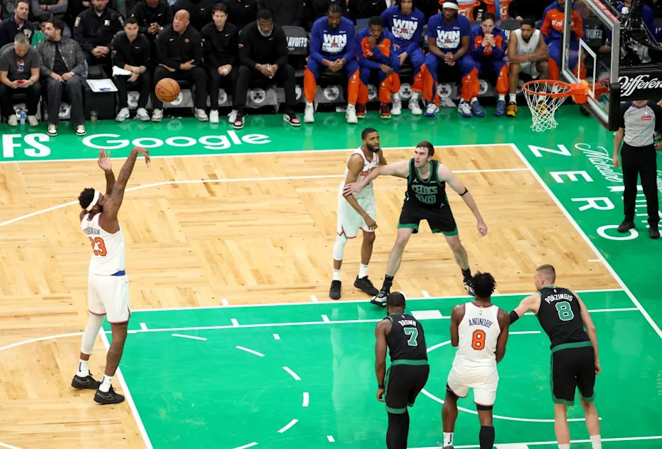 Mitchell Robinson takes a free throw during the Knicks-Celtics playoff game on May 14, 2025. Charles Wenzelberg/New York Post
